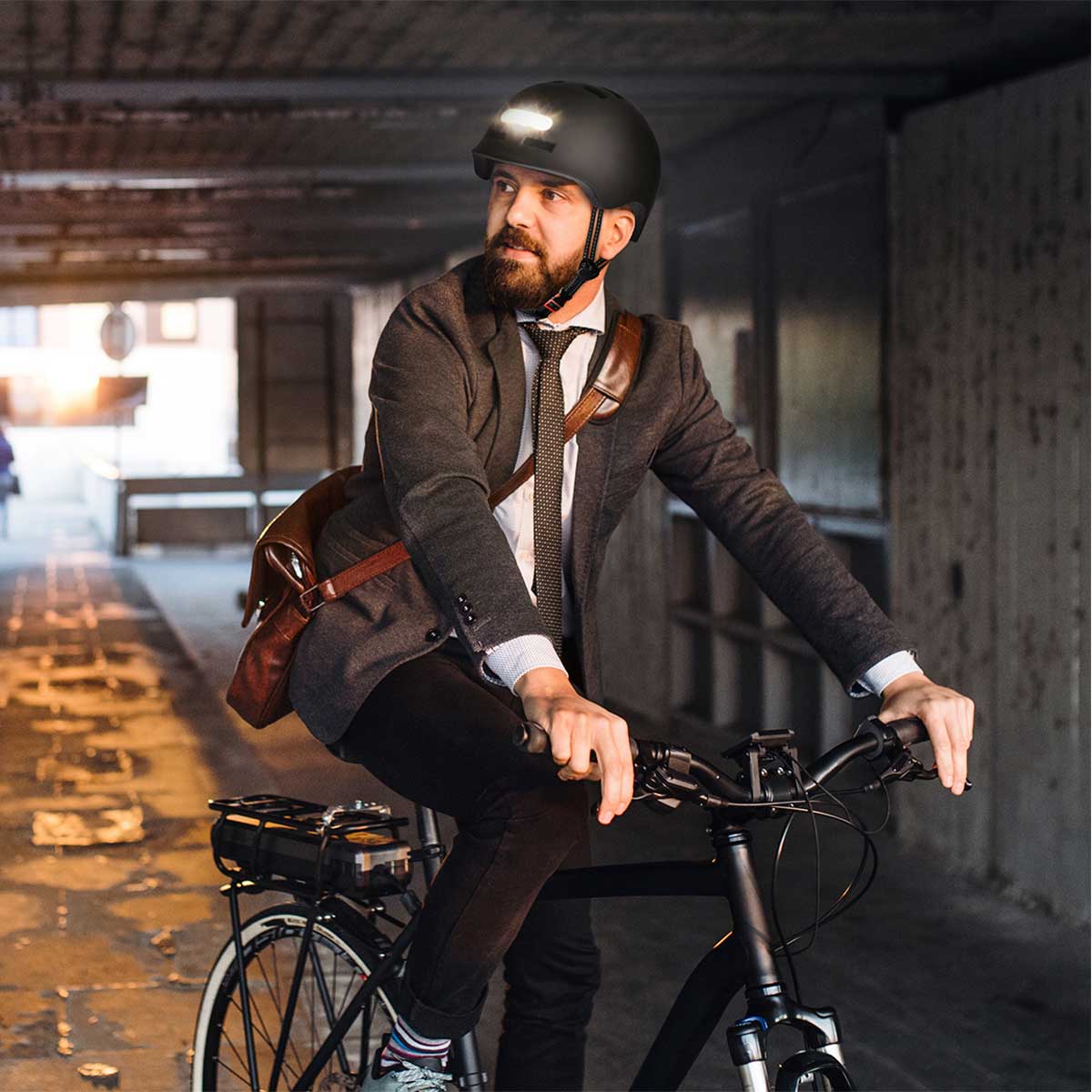 Casco Safe&Go Negro M patinete bici Movilidad Urbana Luz LED frontal y trasera Gridinlux